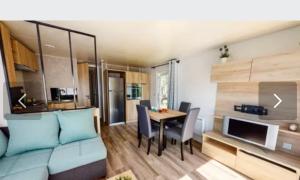 Campings Mobil home 2022 avec 3 chambres 8 personnes la reserve gastes : photos des chambres