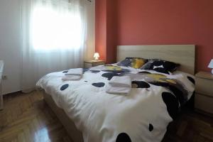 Modern apartment with Acropolis view