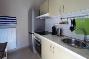 Modern apartment with Acropolis view