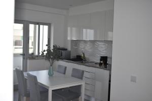 GrowIN Stay Downtown