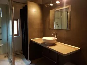 Gîte dans camping 4 étoiles - Preyssac-dʼExcideuil