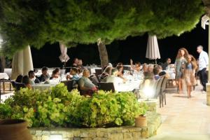 Alonissos Beach Bungalows And Suites Hotel Alonissos Greece