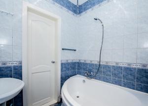 Romeo Family Apartments