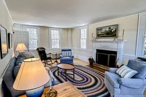 Miller Creek Cove Retreat - Topsham