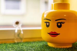 Farbenfrohe Altbauwohnung, TOP Ausstattung (Klima)