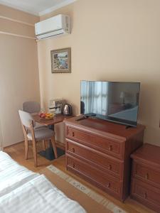 Home Sweet Rental