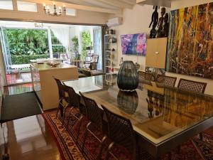 Bamboo House, Close to the City & Airport & Train station and Brighton Le Sands Beach