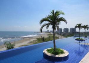 Frente al Mar home office 7B