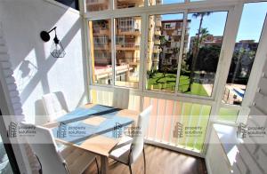 47 Hercules Estudio. Vistas al jardín y la piscina. Cercano al centro. Excelente ubicación.