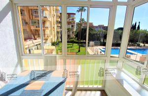 47 Hercules Estudio. Vistas al jardín y la piscina. Cercano al centro. Excelente ubicación.