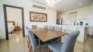 Roble Sabana 105 Luxury Apartment - Reserva Conchal