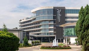 Radisson Hotel and Convention Centre OR Tambo Airport