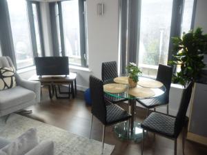 2 Bed Flat Near Deansgate