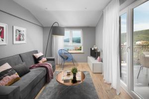Two-Bedroom Apartment with Terrace and Sea View room in Apartments with a parking space Rabac Labin - 9670