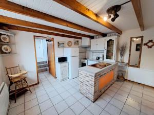 Maisons de vacances Breton stone house very close to the beach, Landeda : photos des chambres