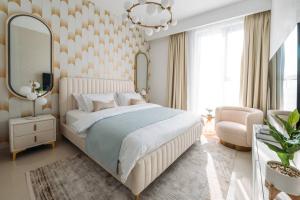 Modern & Chic 2bedroom with Balcony Dubai Creek - 4hvězdičkové hotely ve městě Dubaj