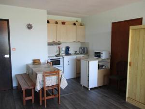 Studio alcôve près de la plage avec aperçu mer pour 4 personnes - FR-1-521-118