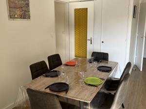 Appartement 3 pièces avec terrasses et vue mer - Parking inclus - FR-1-487-349