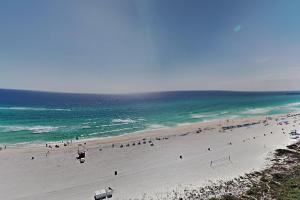 Edgewater Tower III 1106