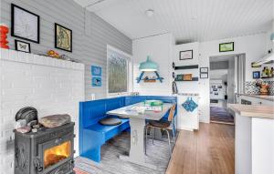 Awesome Home In Mesinge With Wifi