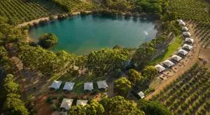 Olio Bello Lakeside Glamping - Gracetown