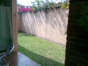 CASA EN CONDOMINIO CON ALBERCA EN CUAUTLA MORELOS