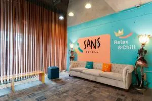 Sans Hotel Finest Medan - Delitua