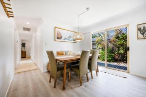 Kailani Beach House - LJHooker Yamba