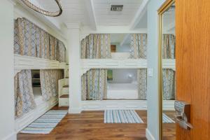 Smart Solution - Individual Private Bed-Pods in Gorgeous Shared Space - Women Only Dorm In Room 5 - CoEd House - Full-sized mattresses in Individual Pods - with built-in private storage - Gorgeous Shared Room - Affordable Luxury - Sparrow House