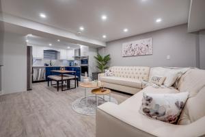 Vacation Suite in Pickering