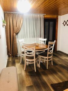 Guest House Urlătoarei - Bușteni