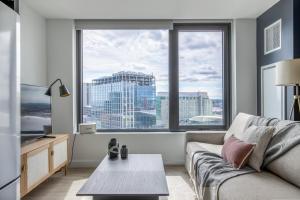 Seaport 1BR w Gym Pool WD Doorman BOS-279