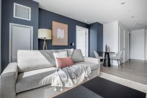 Seaport 1BR w Gym Pool WD Doorman BOS-279