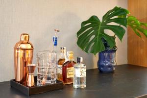 King Suite de Vivi room in Kimpton Vividora Hotel an IHG Hotel