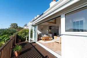 Walton House - Llandudno Junction