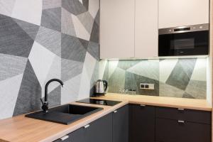 Luxury Apartments Nearto Main Square