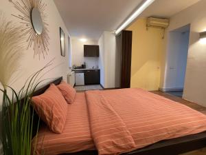 Savoya5 Old CityCenter Selfcheckin WorkspaceStudio