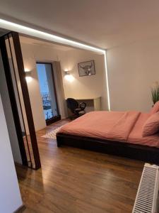 Savoya5 Old CityCenter Selfcheckin WorkspaceStudio