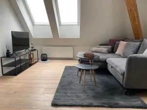 Gemütliche & zentrale Wohnung in der Stadt Zürich - Unterengstringen