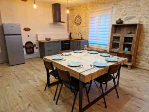 Appartements Gite « domaine de l’oustal nau » : photos des chambres