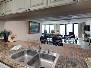 Edgewater Tower II 509