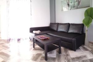 2 level apartment with terrace and Acropolis view