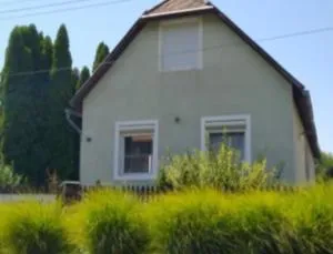 Holiday Apartment - 鲍道乔尼特尔代米茨