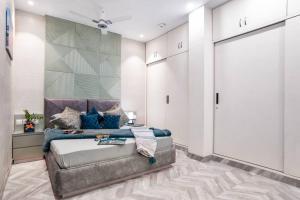 Homlee-Basement Flat with kitchen in Saket, South Delhi
