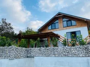 Chata Cérov - 普霍夫