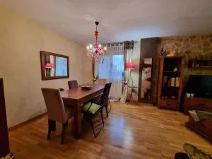 25A01 Duplex con jardín y garaje - Heres