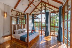 StayVista at Cicada Chikmagalur 2BHK Breakfast Included with Amazing View