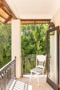 Alphen Drive Apartments