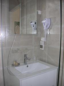 Hotels Hotel L'Ecailler : photos des chambres