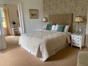 Deluxe Triple Suite room in Thistle House Guest House